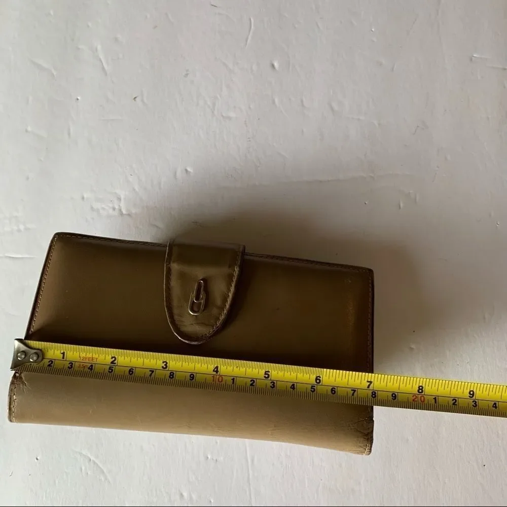Di Lido Wallet Cream Tan Cowhide Clutch Checkbook Credit Card Holder